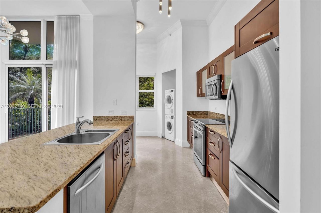 20000 E Country Club Dr, Unit 110, Aventura, FL 33180 Photo