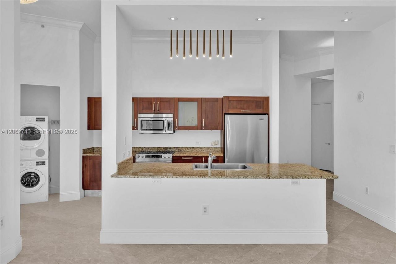 20000 E Country Club Dr, Unit 110, Aventura, FL 33180 Photo