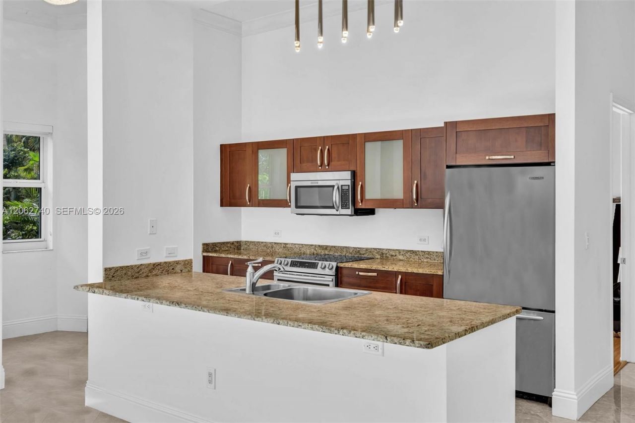 20000 E Country Club Dr, Unit 110, Aventura, FL 33180 Photo