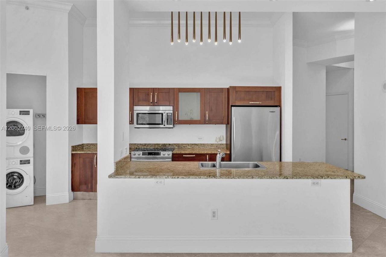 20000 E Country Club Dr, Unit 110, Aventura, FL 33180 Photo