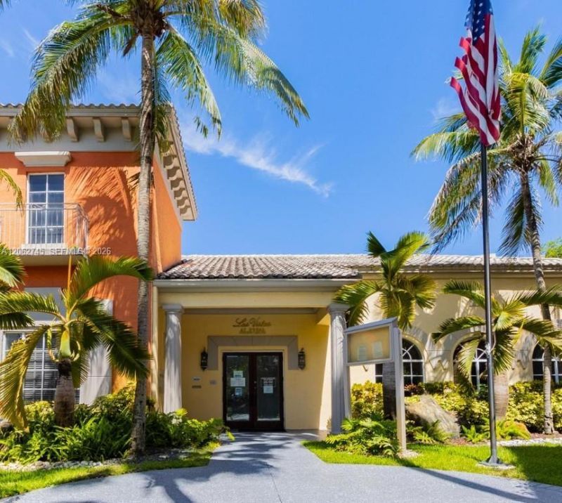 8100 Geneva Ct, Unit 137, Doral, FL 33166 Photo