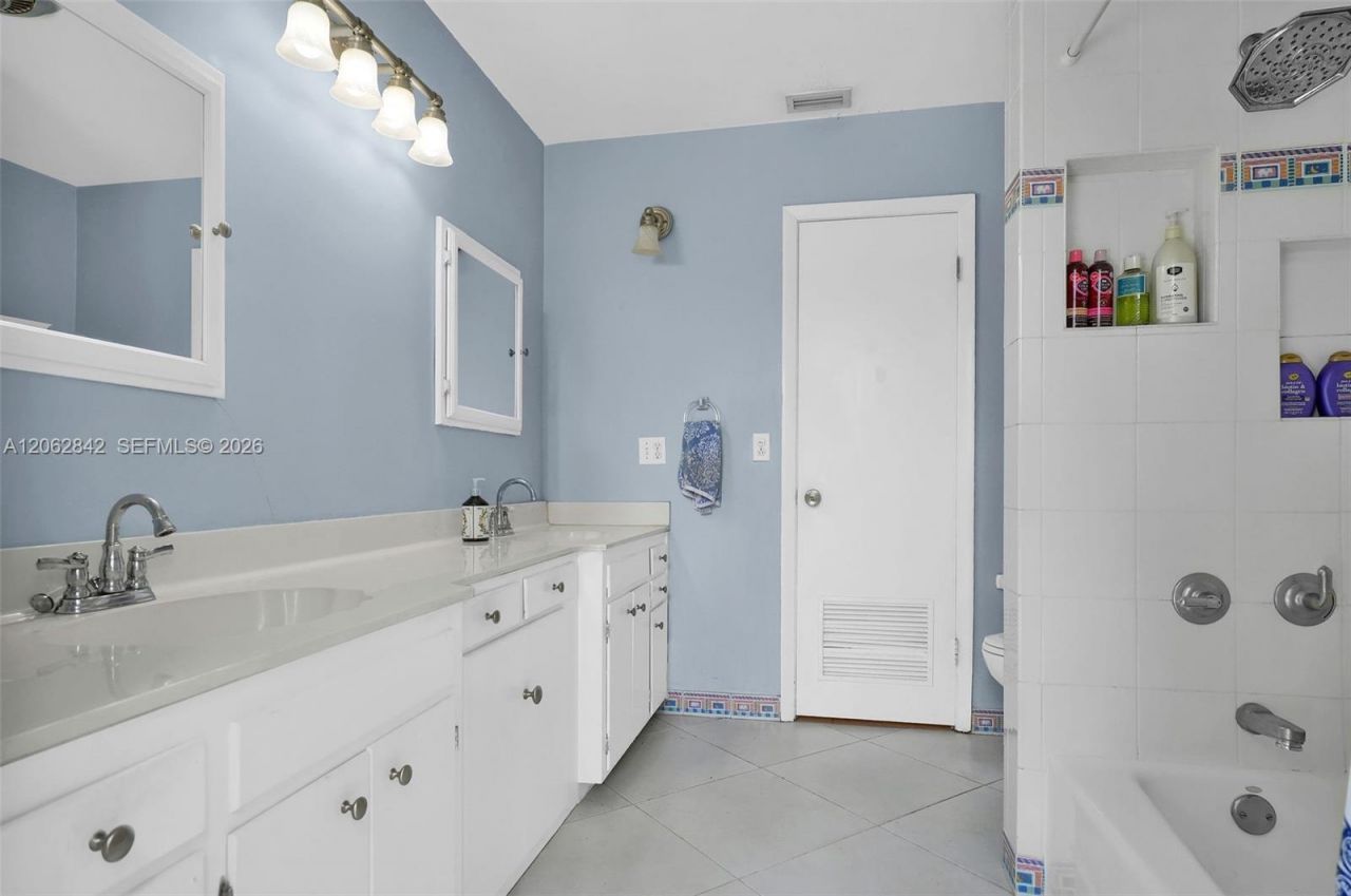 5400 SW 63rd Ct , Miami, FL 33155 Photo