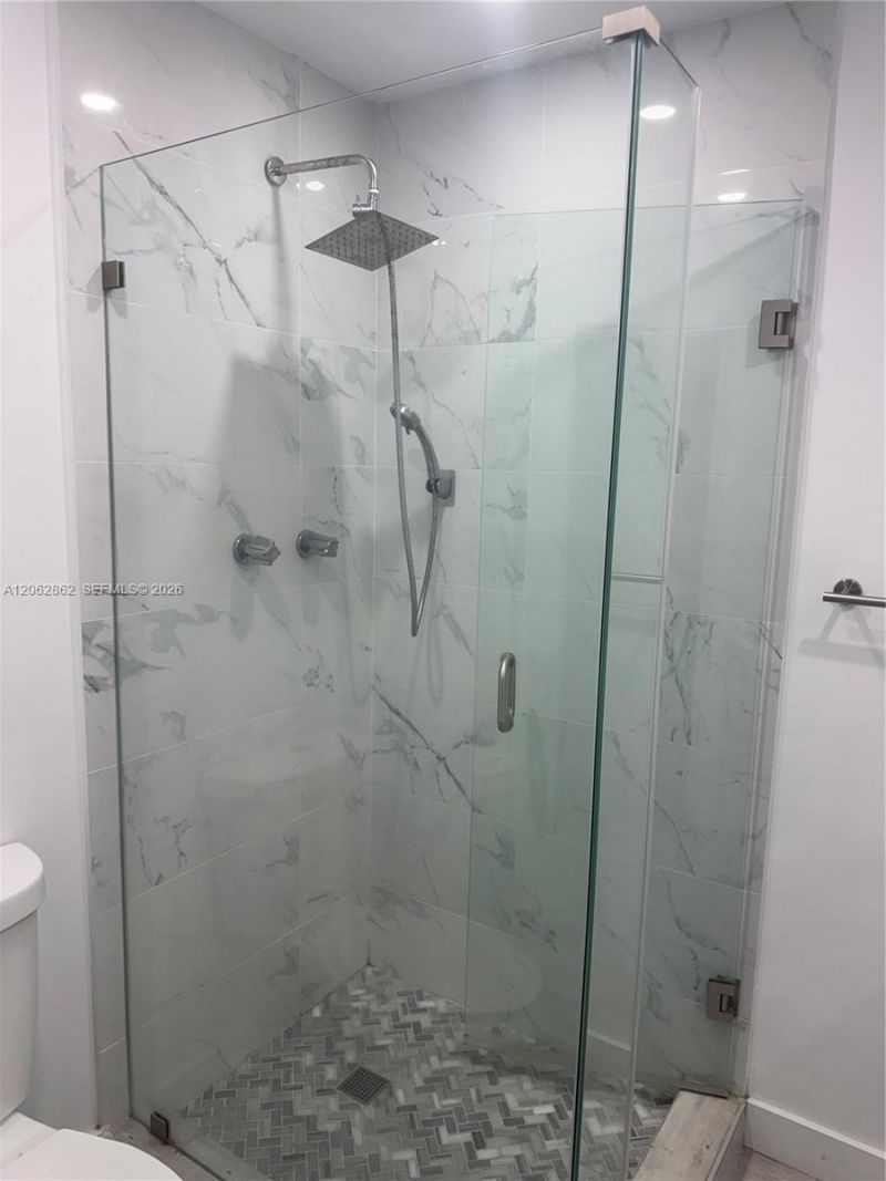 19001 NE 14th Ave, Unit 312, Miami, FL 33179 Photo