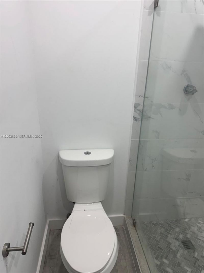 19001 NE 14th Ave, Unit 312, Miami, FL 33179 Photo