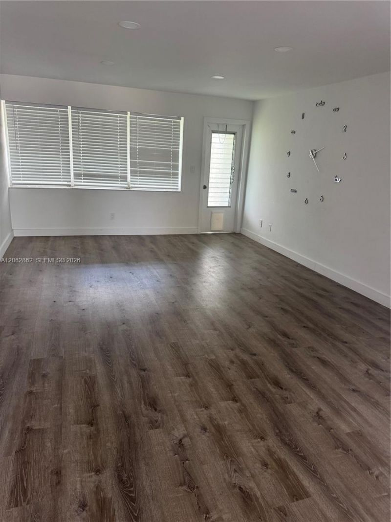 19001 NE 14th Ave, Unit 312, Miami, FL 33179 Photo