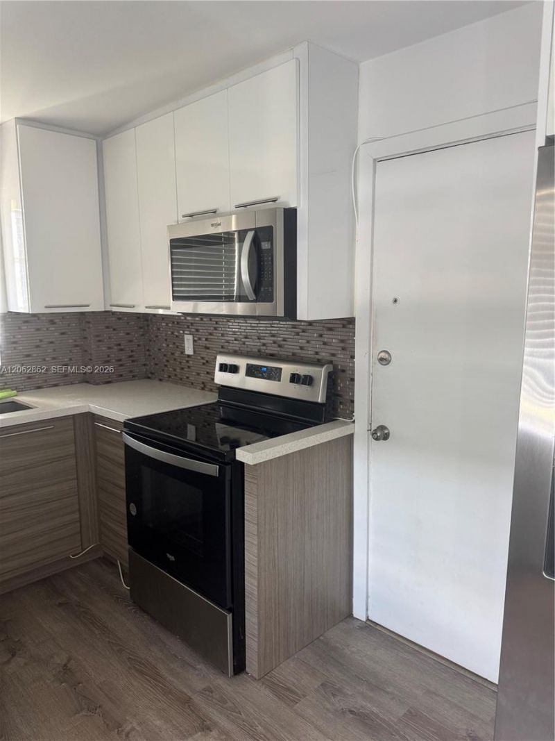 19001 NE 14th Ave, Unit 312, Miami, FL 33179 Photo