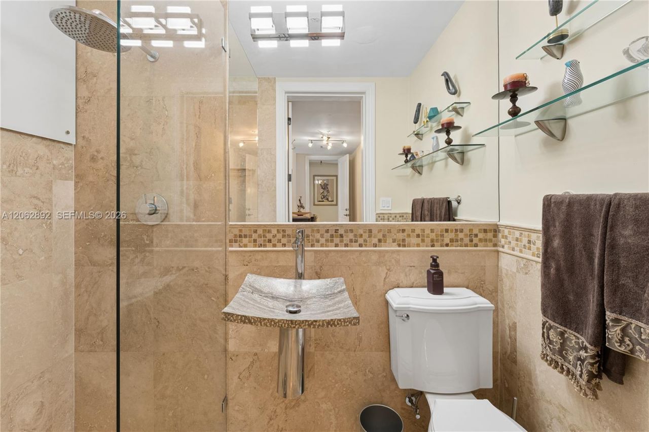 6234 Paradise Point Drive, Unit 6234, Palmetto Bay, FL 33157 Photo