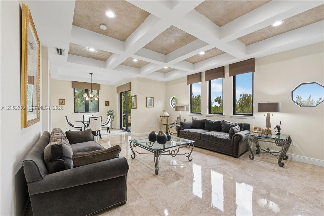 6234 Paradise Point Drive, Unit 6234, Palmetto Bay, FL 33157 Photo