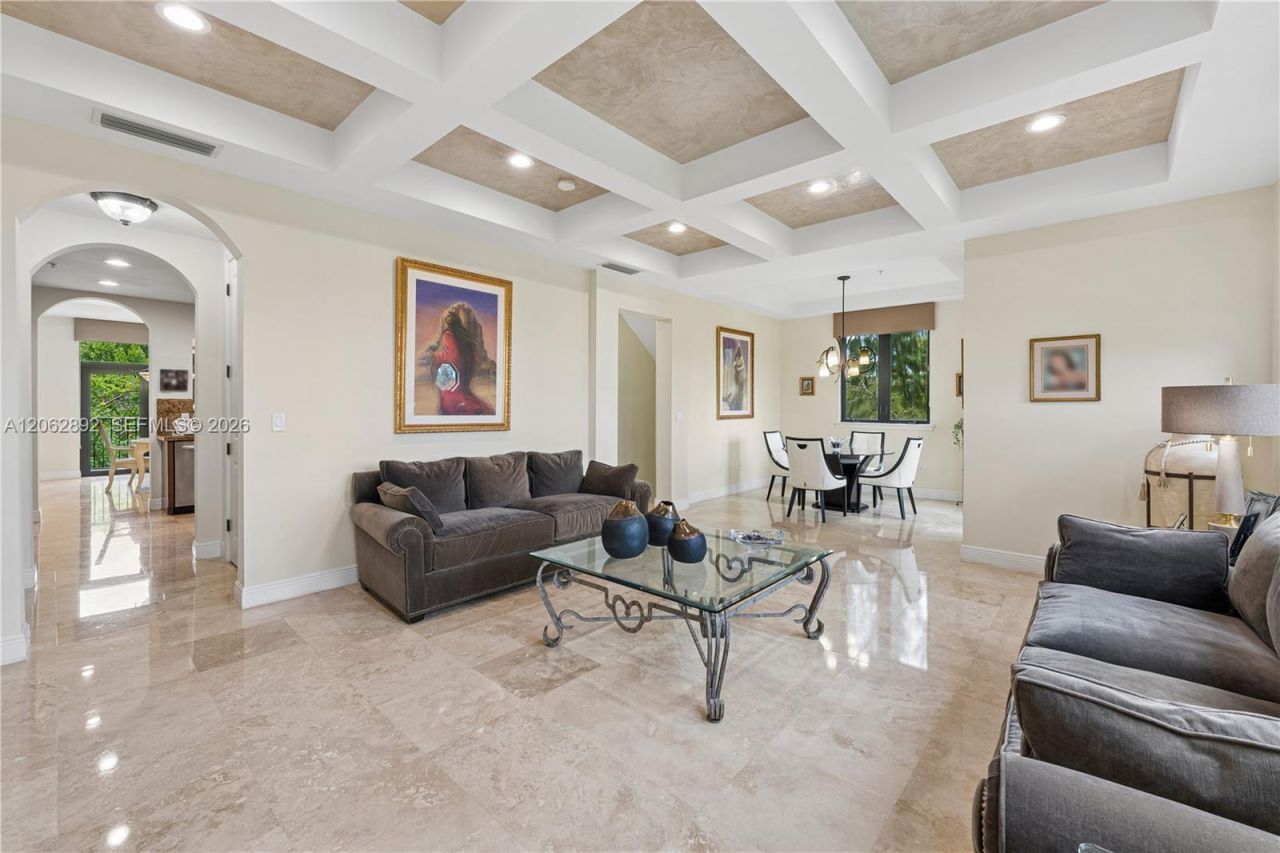 6234 Paradise Point Drive, Unit 6234, Palmetto Bay, FL 33157 Photo