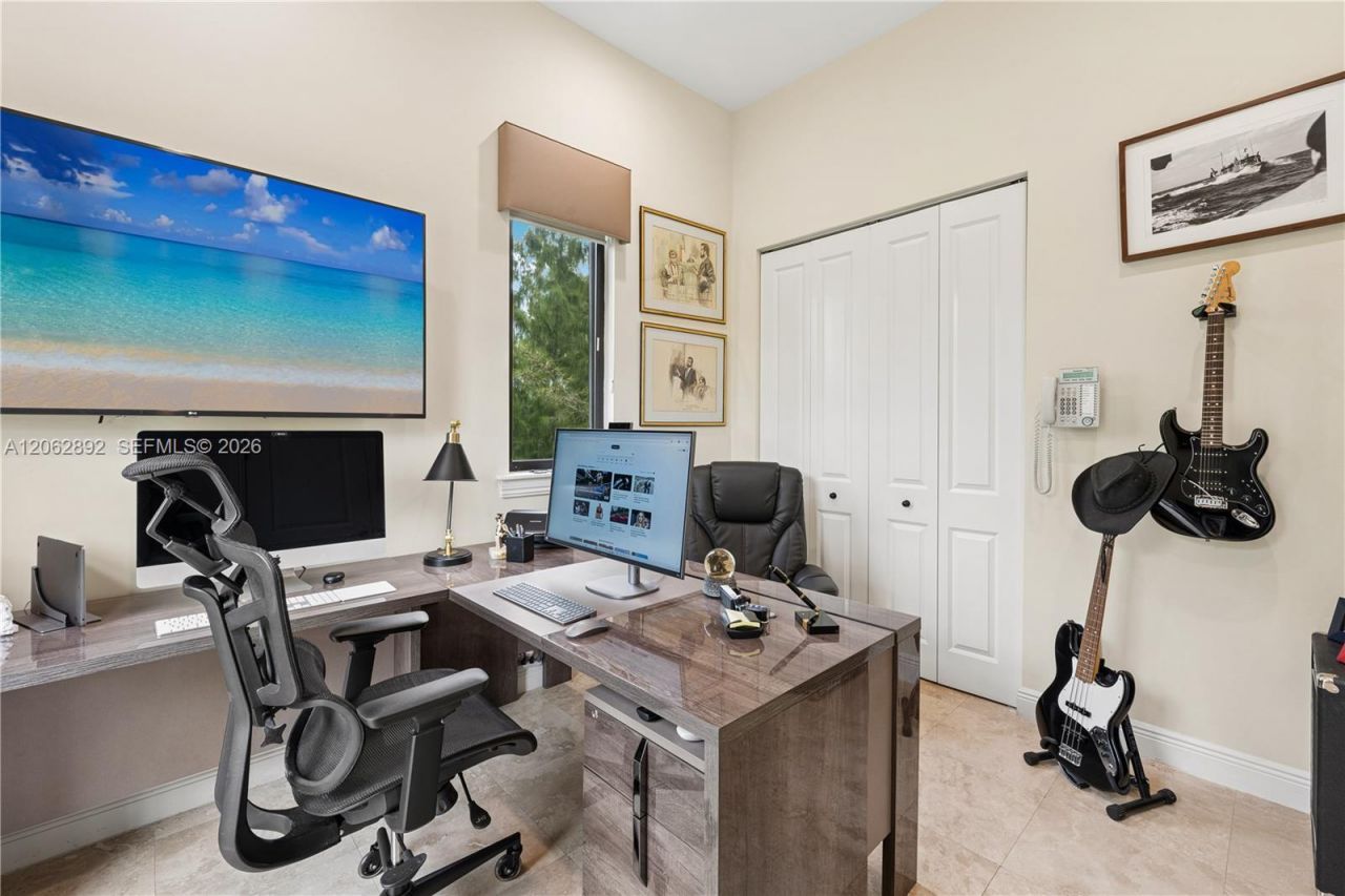 6234 Paradise Point Drive, Unit 6234, Palmetto Bay, FL 33157 Photo