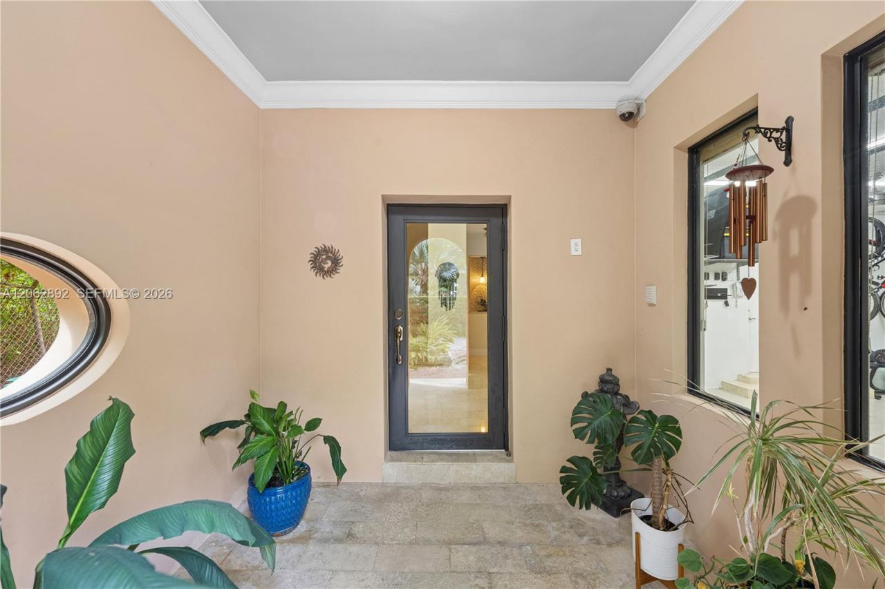 6234 Paradise Point Drive, Unit 6234, Palmetto Bay, FL 33157 Photo