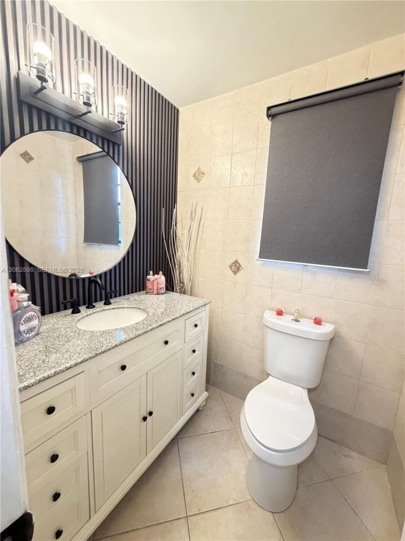 2041 Bayberry Dr, Pembroke Pines, FL 33024 Photo