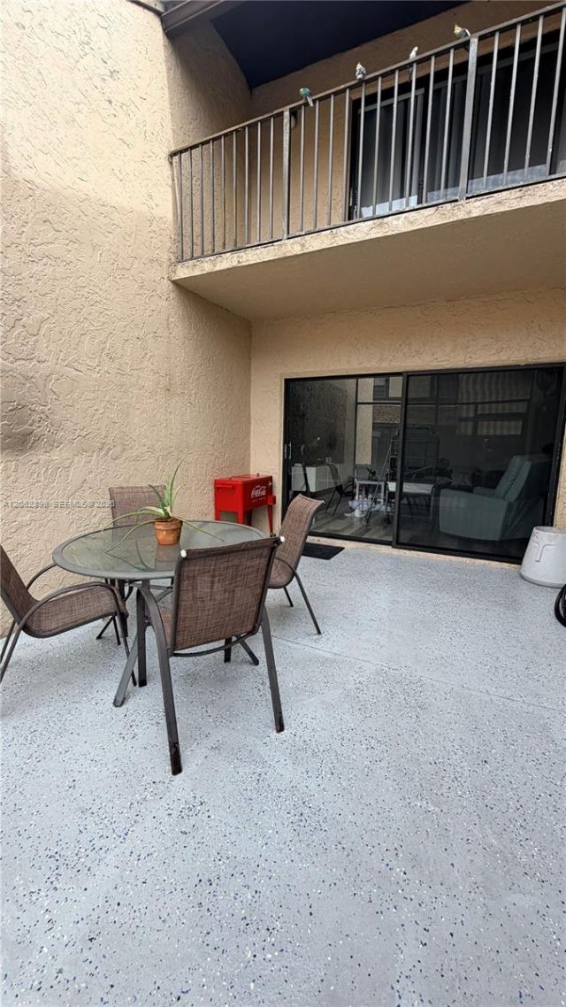 2041 Bayberry Dr, Pembroke Pines, FL 33024 Photo