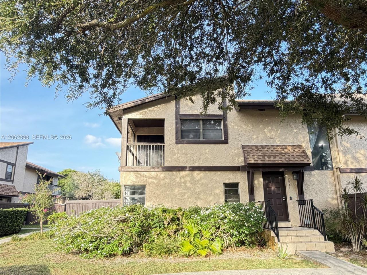 2041 Bayberry Dr, Pembroke Pines, FL 33024 Photo