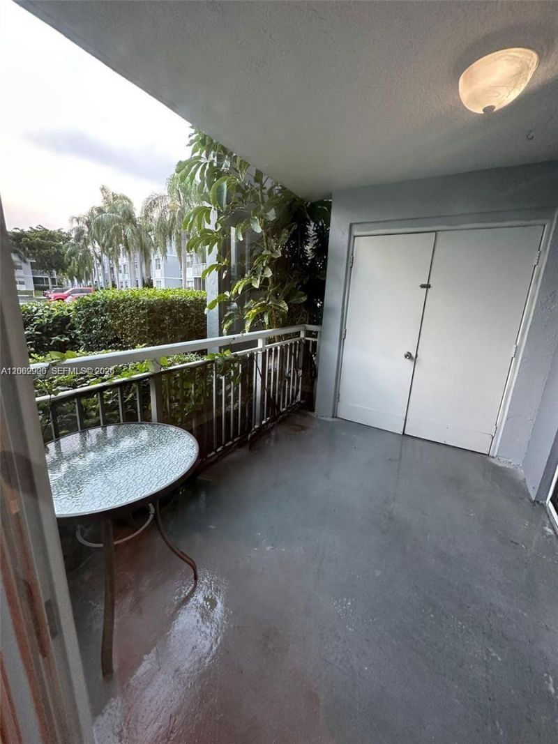 8600 SW 212th St , Unit 105, Cutler Bay, FL 33189 Photo