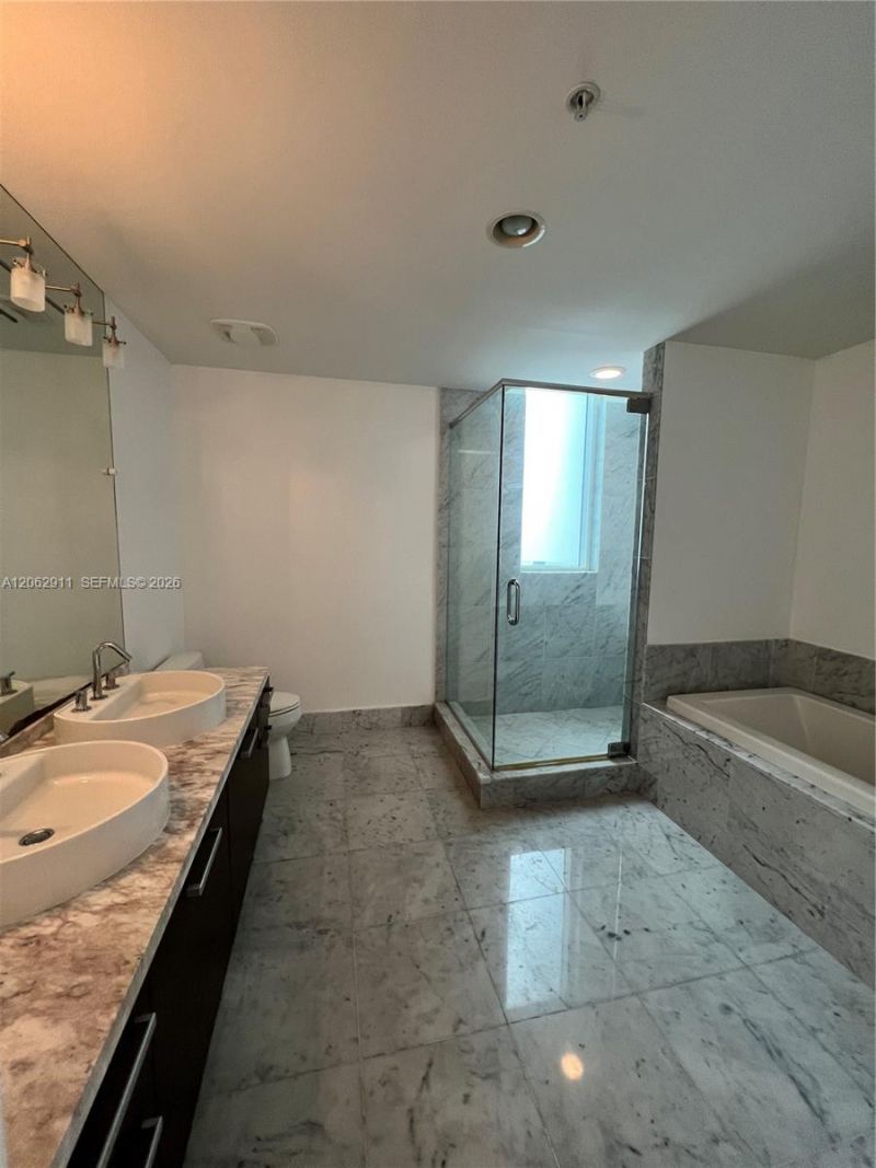 244 Biscayne Blvd , Unit 2609, Miami, FL 33132 Photo