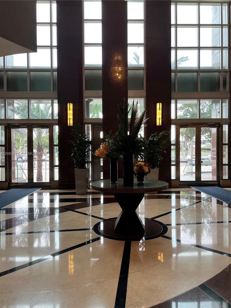 244 Biscayne Blvd , Unit 2609, Miami, FL 33132 Photo