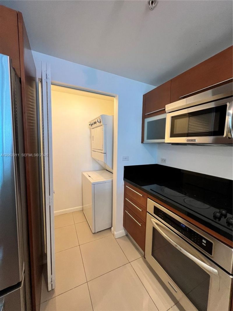 244 Biscayne Blvd , Unit 2609, Miami, FL 33132 Photo