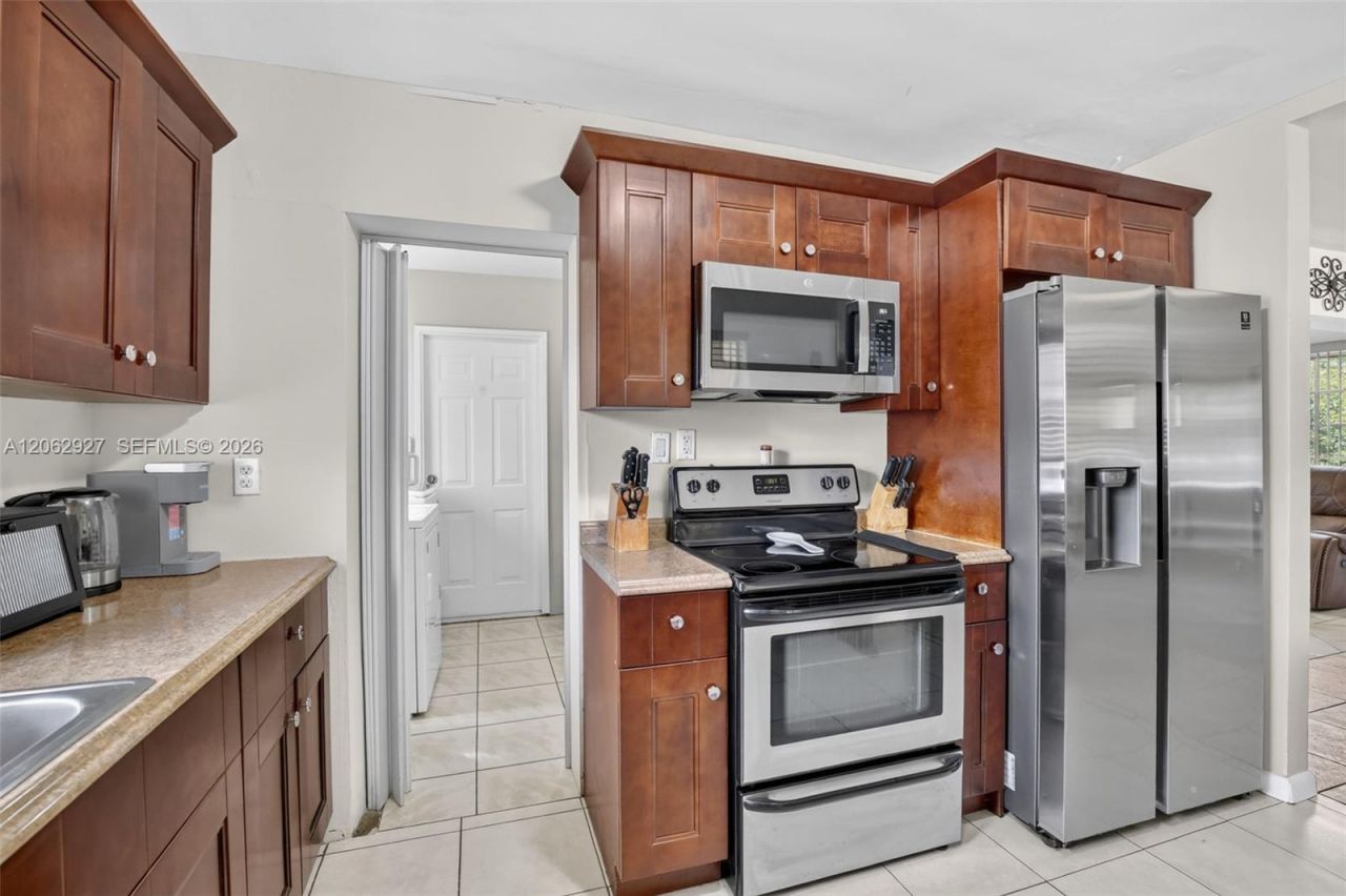 3221 Auburn Blvd, Fort Lauderdale, FL 33312 Photo