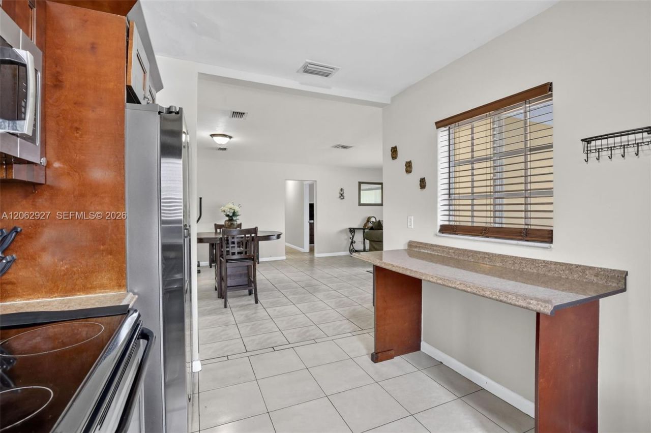 3221 Auburn Blvd, Fort Lauderdale, FL 33312 Photo