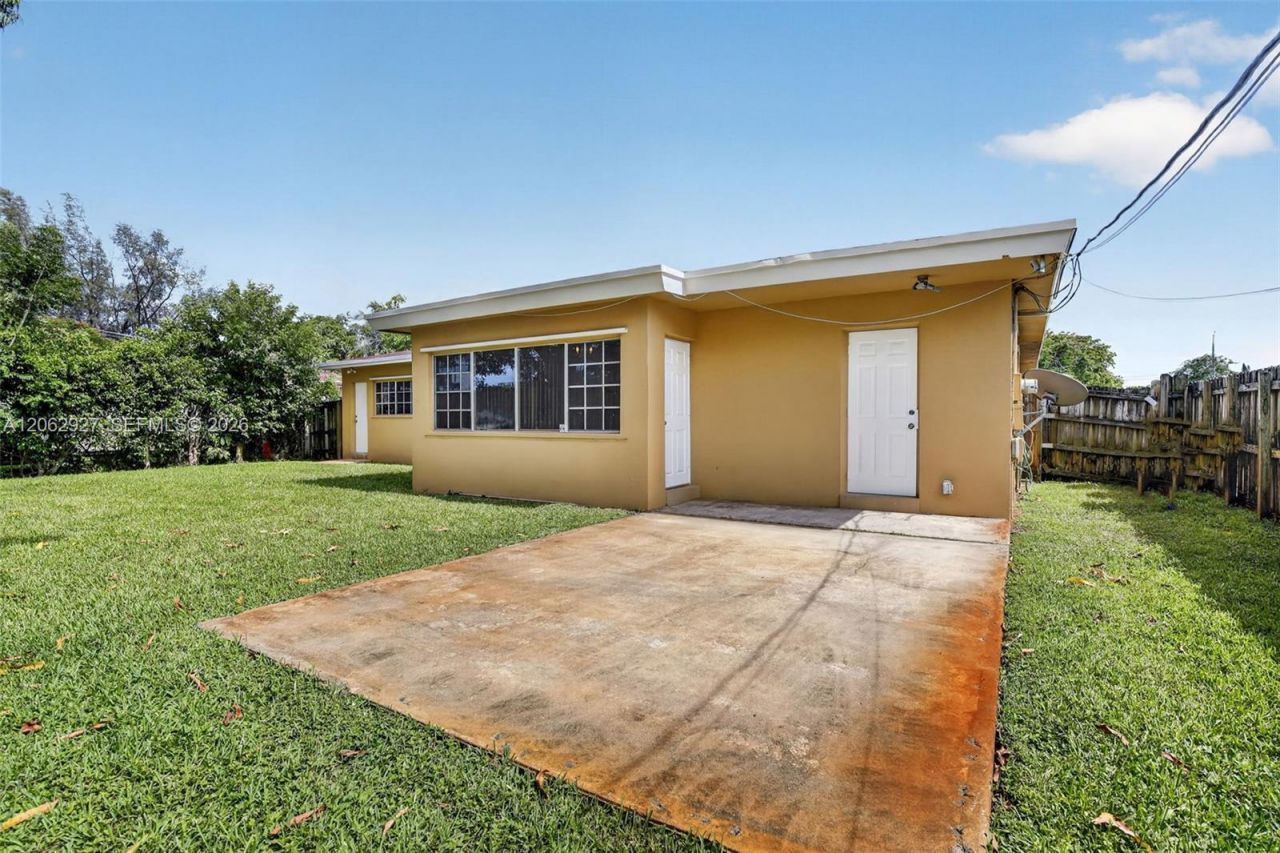 3221 Auburn Blvd, Fort Lauderdale, FL 33312 Photo