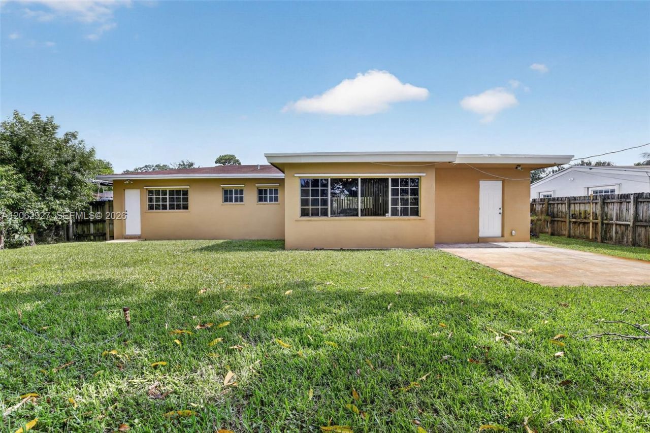 3221 Auburn Blvd, Fort Lauderdale, FL 33312 Photo