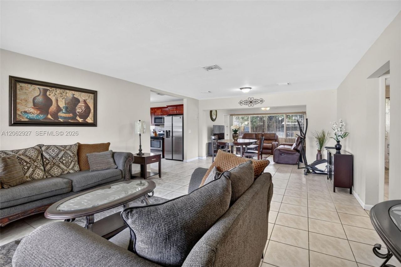 3221 Auburn Blvd, Fort Lauderdale, FL 33312 Photo