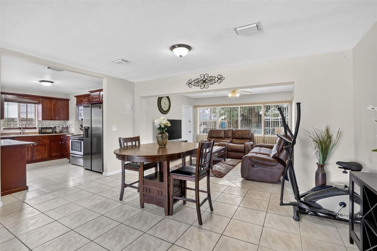 3221 Auburn Blvd, Fort Lauderdale, FL 33312 Photo