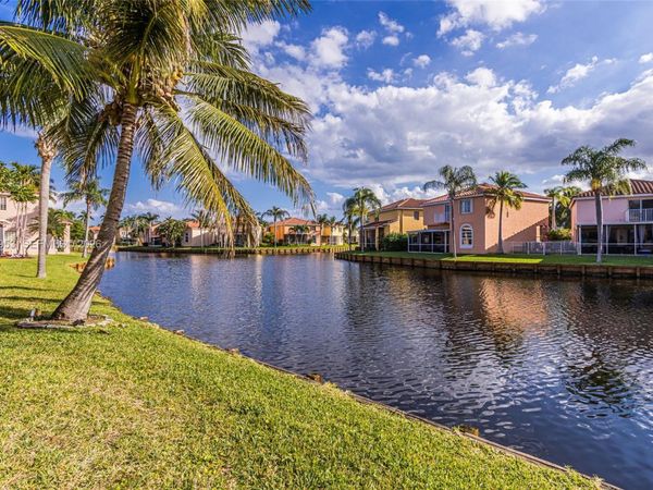 1540 N Trafalgar Cir, Hollywood, FL 33020