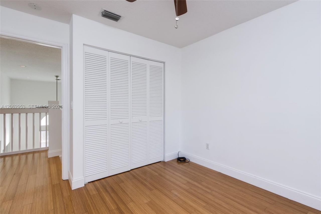 1540 N Trafalgar Cir, Hollywood, FL 33020 Photo