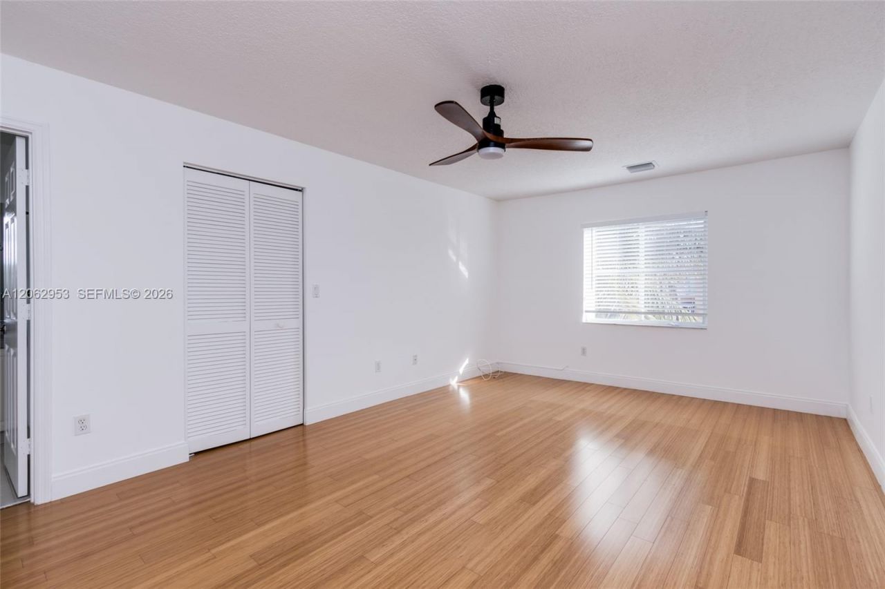 1540 N Trafalgar Cir, Hollywood, FL 33020 Photo
