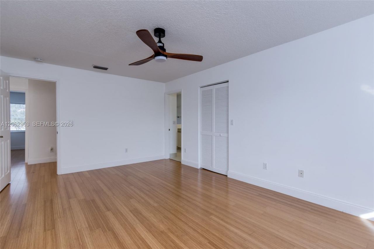 1540 N Trafalgar Cir, Hollywood, FL 33020 Photo