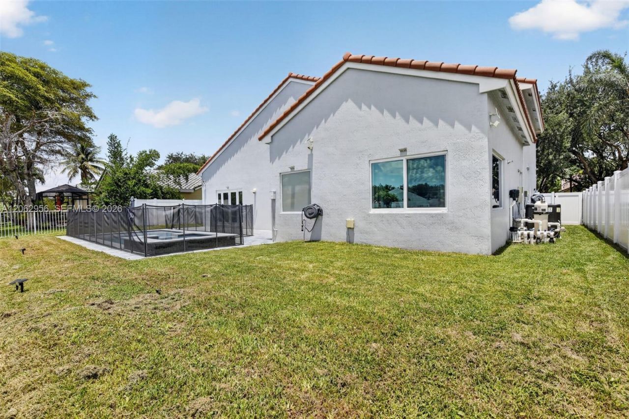 13020 SW 17th Ct, Miramar, FL 33027 Photo