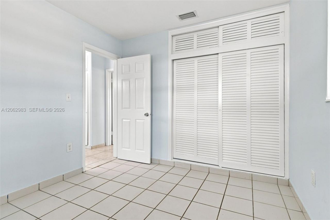 200 N 69th Ter, Hollywood, FL 33024 Photo