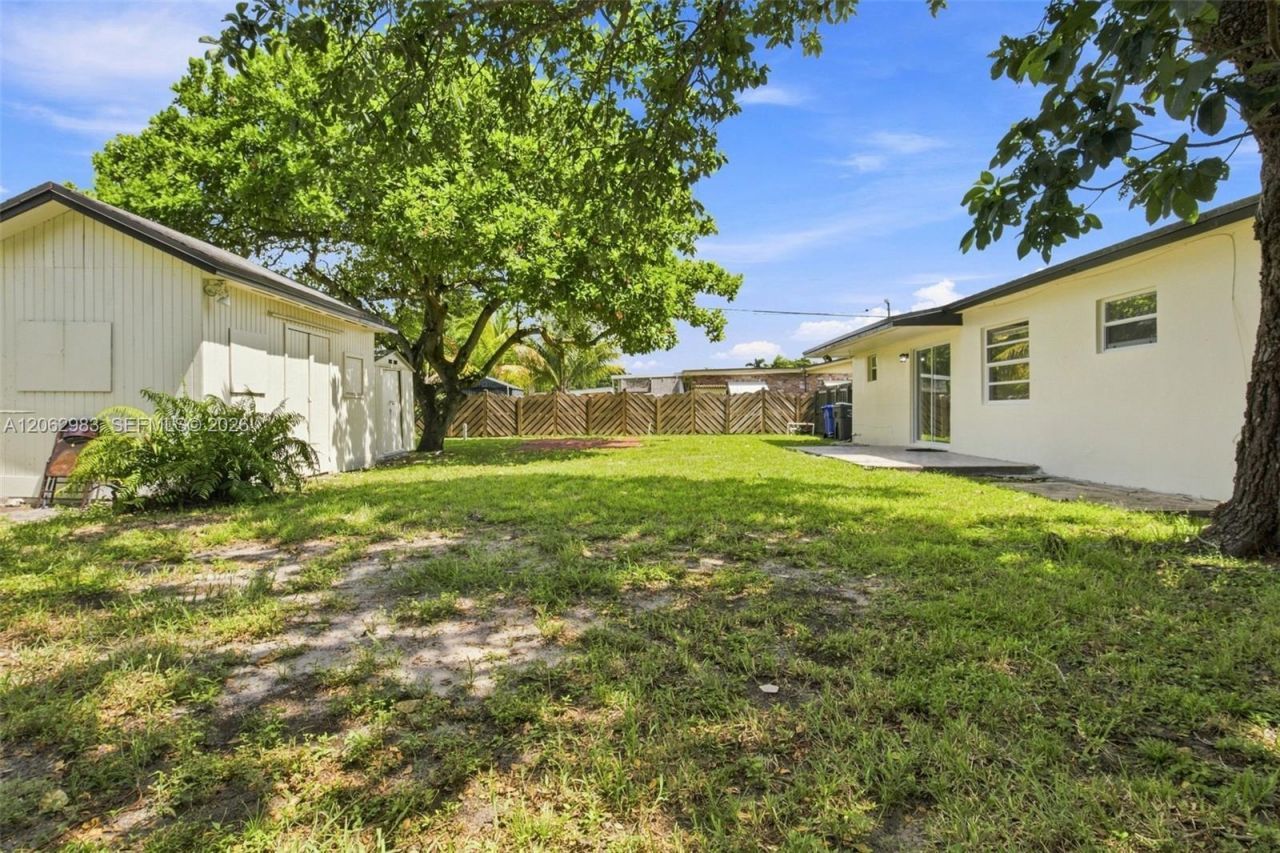 200 N 69th Ter, Hollywood, FL 33024 Photo