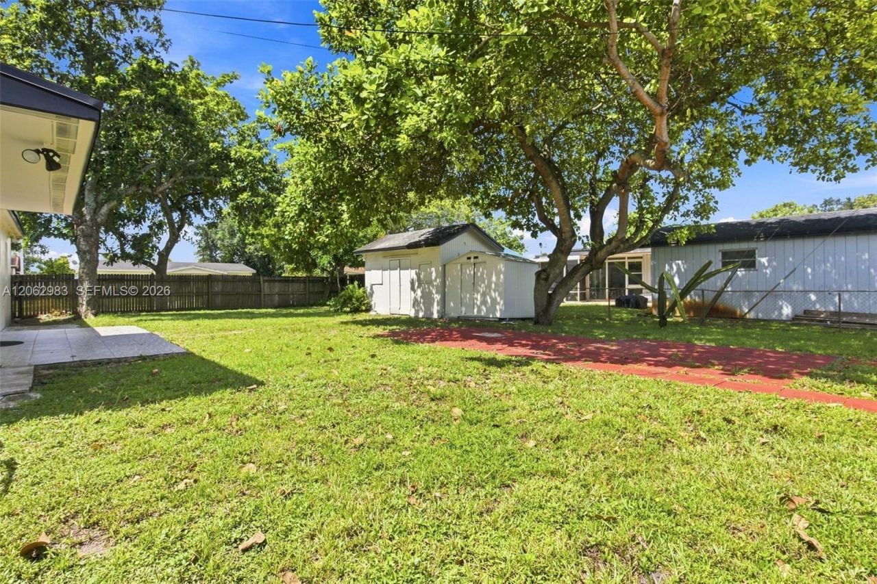 200 N 69th Ter, Hollywood, FL 33024 Photo