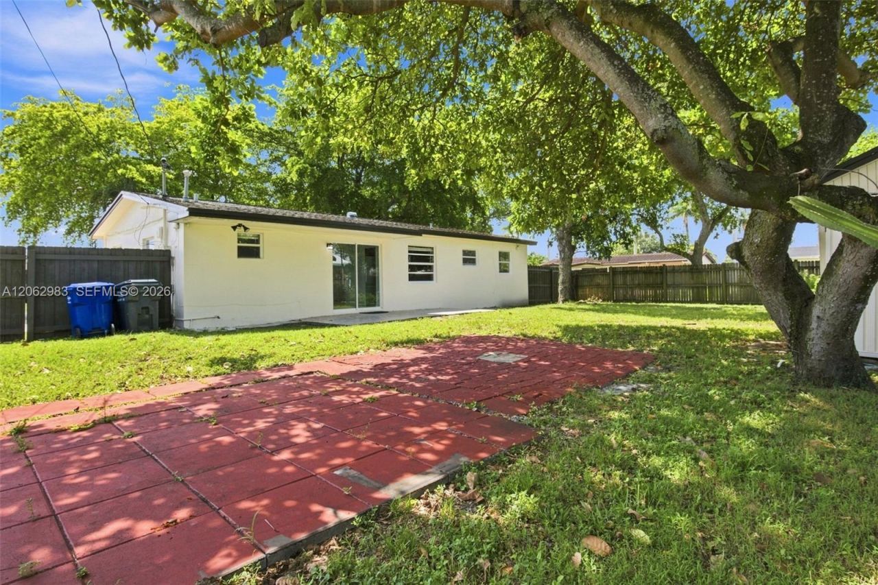 200 N 69th Ter, Hollywood, FL 33024 Photo