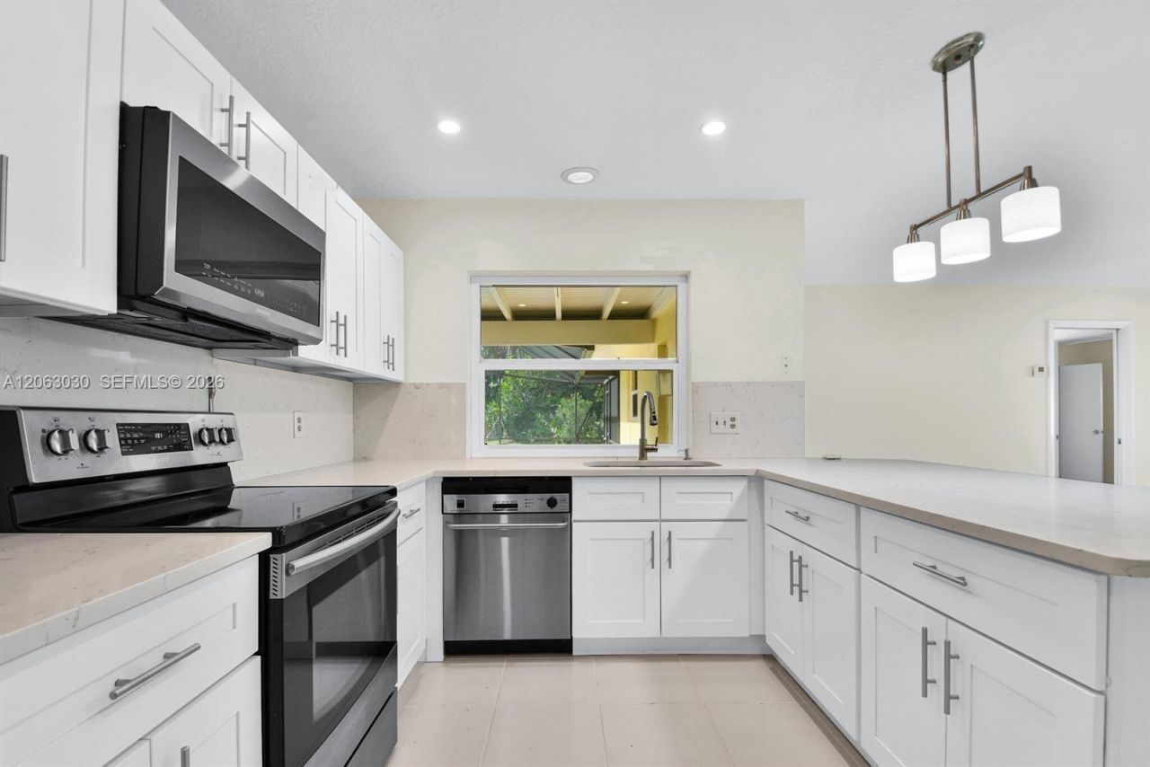 2480 Windsor Rd, Palm Beach Gardens, FL 33410 Photo