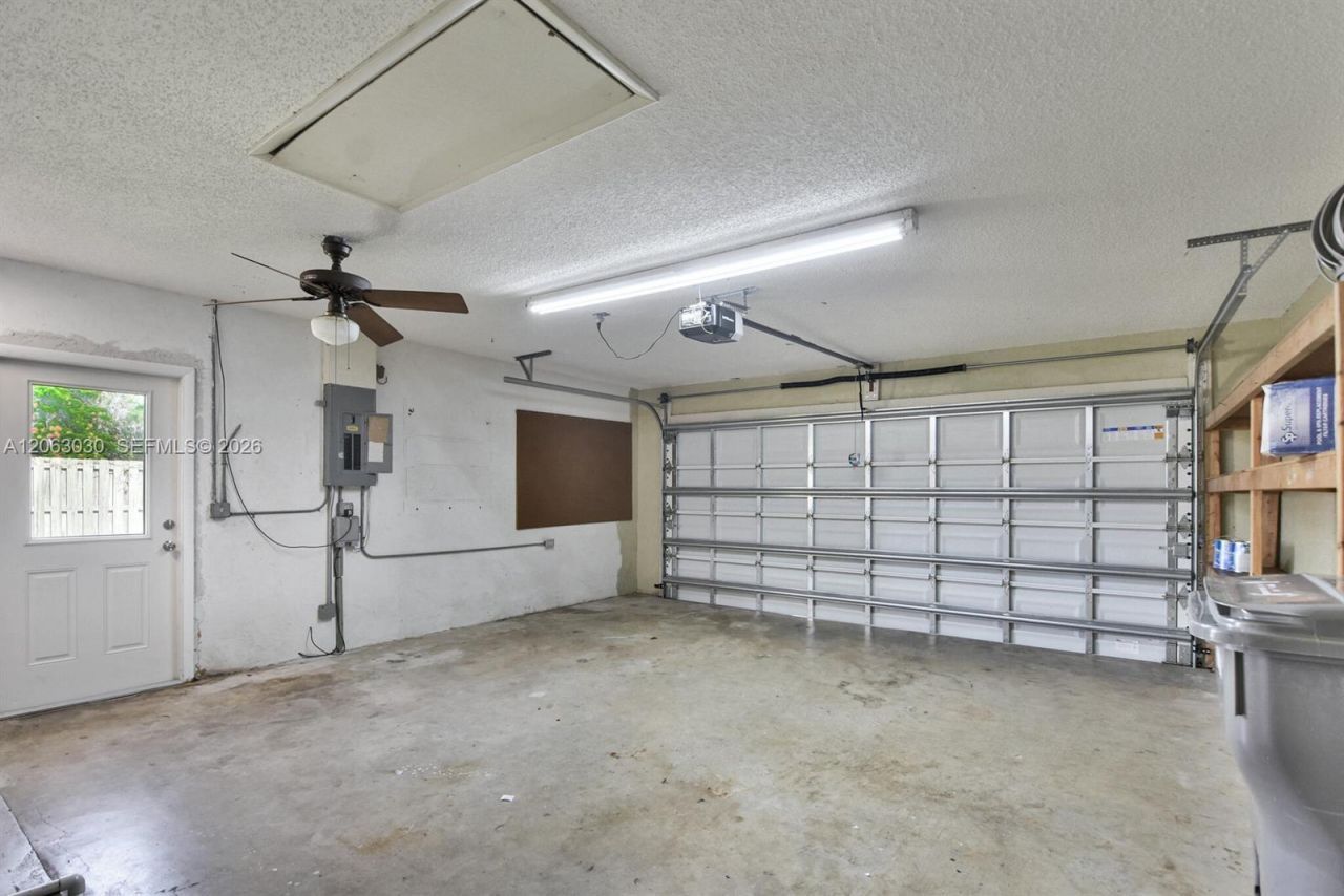 2480 Windsor Rd, Palm Beach Gardens, FL 33410 Photo
