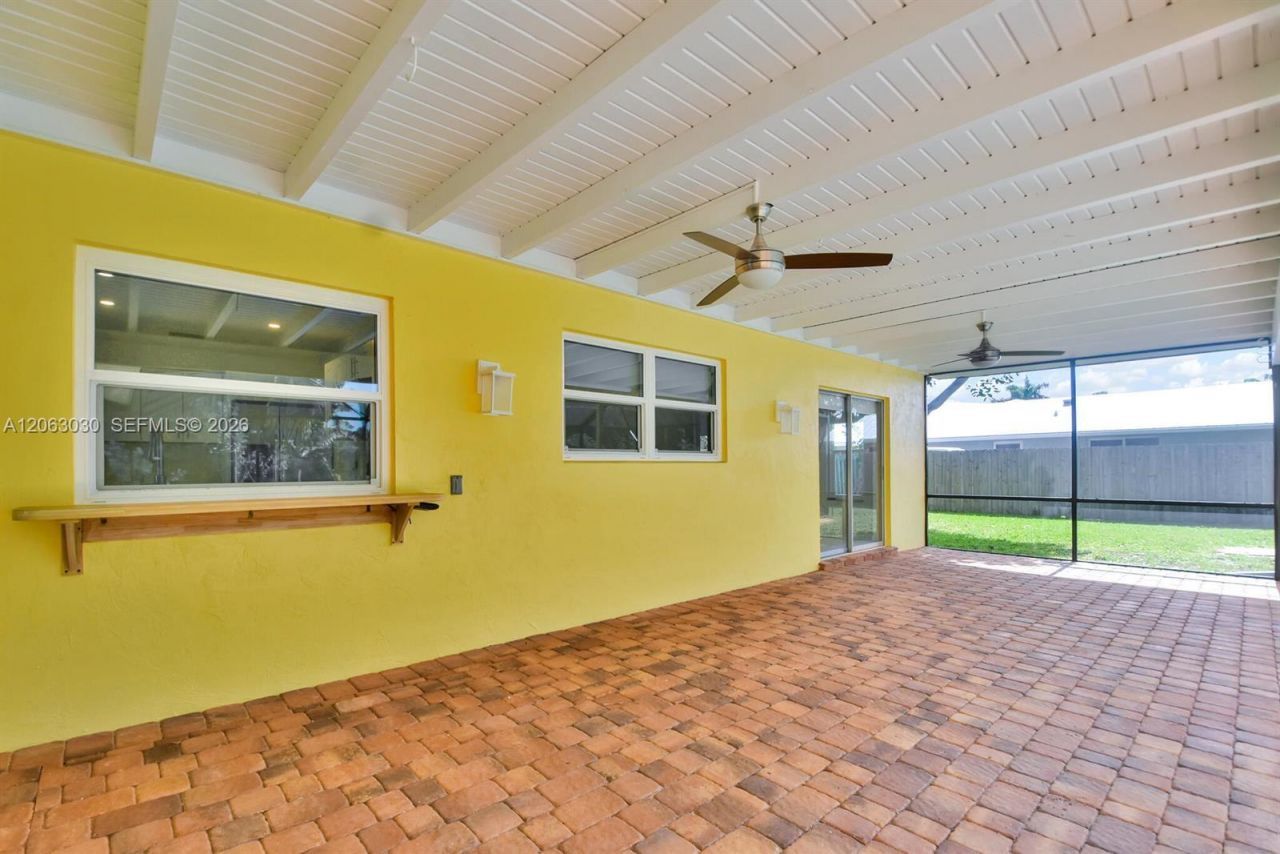 2480 Windsor Rd, Palm Beach Gardens, FL 33410 Photo