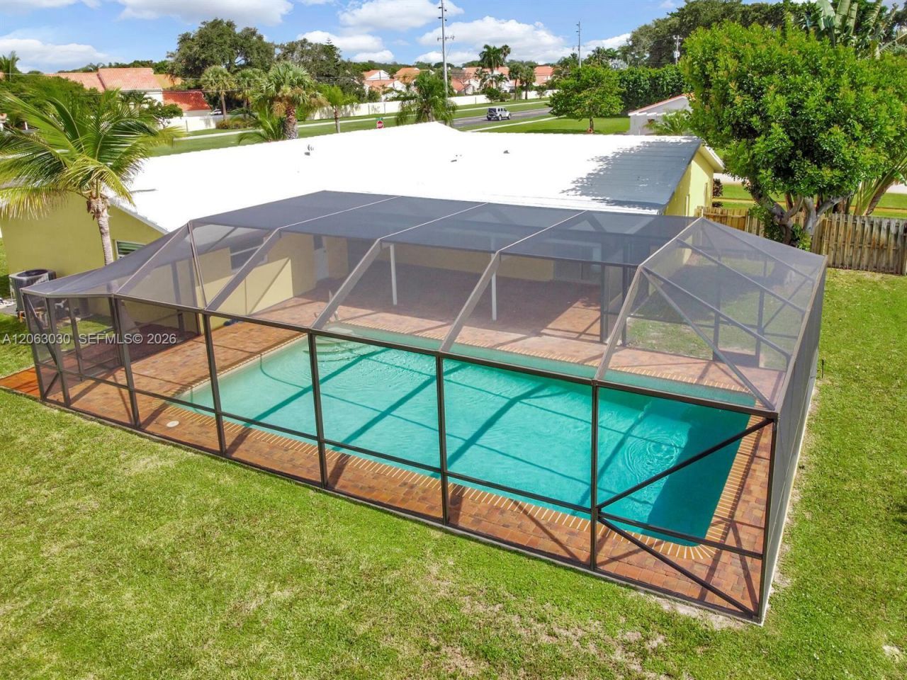2480 Windsor Rd, Palm Beach Gardens, FL 33410 Photo