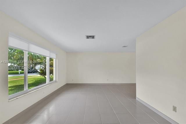 2480 Windsor Rd, Palm Beach Gardens, FL 33410 Photo
