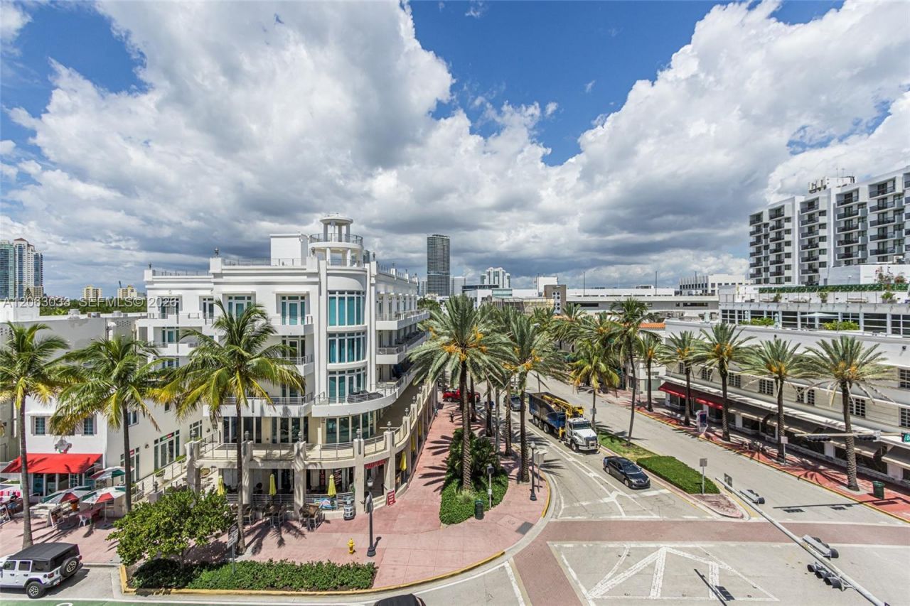 465 Ocean Dr, Unit 604, Miami Beach, FL 33139 Photo