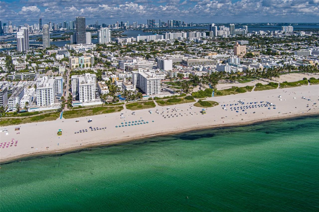 465 Ocean Dr, Unit 604, Miami Beach, FL 33139 Photo
