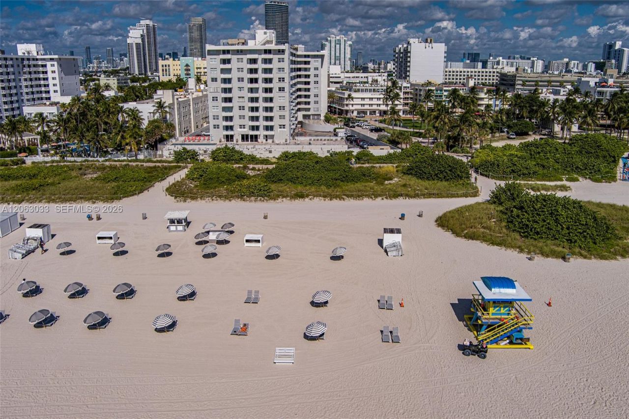 465 Ocean Dr, Unit 604, Miami Beach, FL 33139 Photo