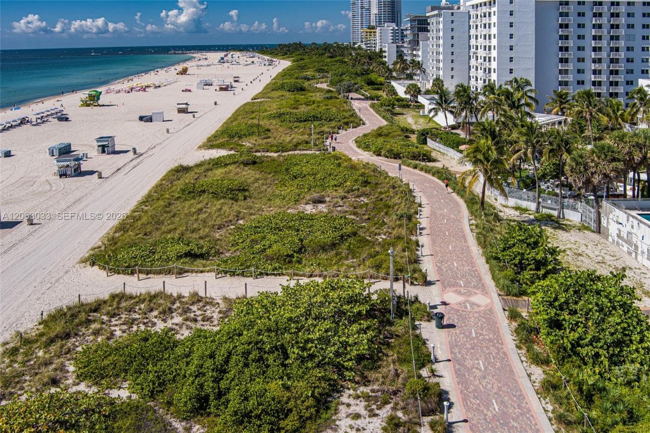 465 Ocean Dr, Unit 604, Miami Beach, FL 33139 Photo