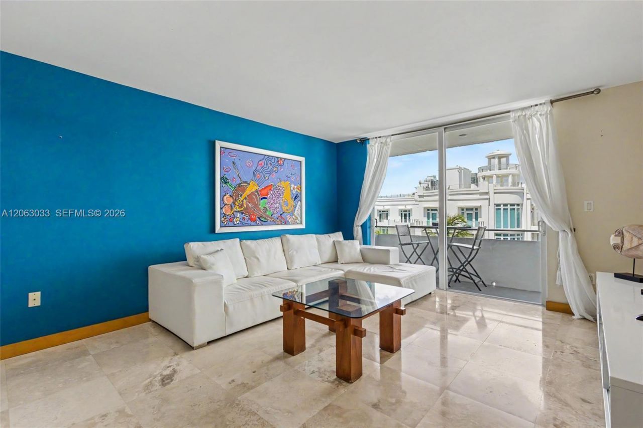 465 Ocean Dr, Unit 604, Miami Beach, FL 33139 Photo