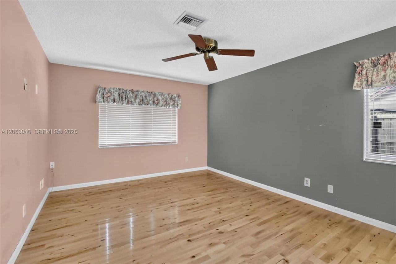 8680 SW 57th Ct , Cooper City, FL 33328 Photo