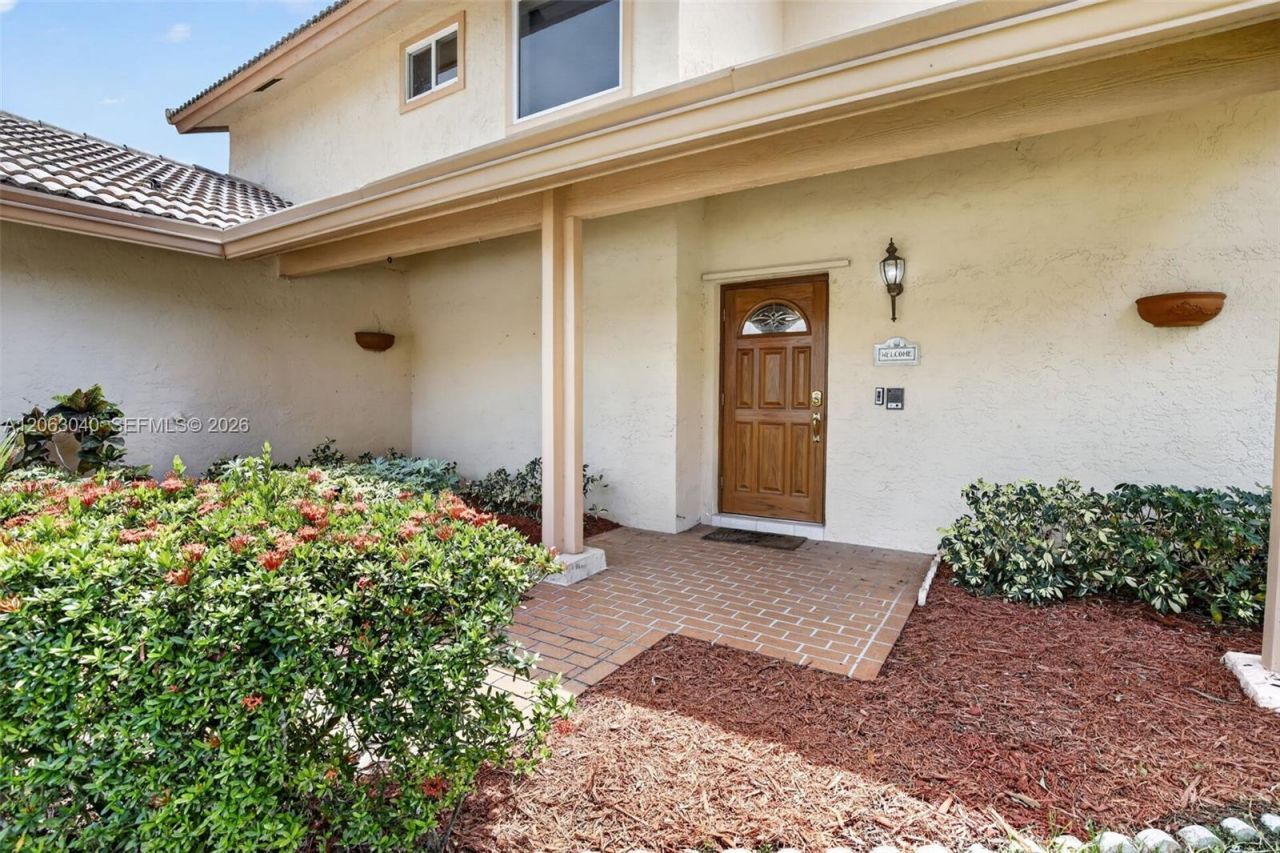 8680 SW 57th Ct , Cooper City, FL 33328 Photo