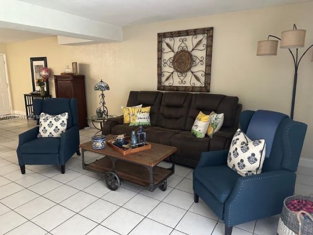 220 NW 87th Ave, Unit K108, Miami, FL 33172 Photo